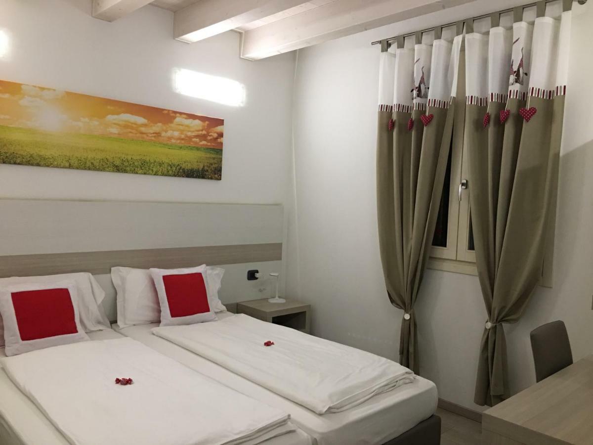 B&B Nuova Ostiglia Quinto Di Treviso Luaran gambar